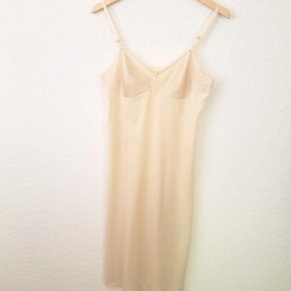 Vintage Vanity Fair Full Length Slip Made in USA